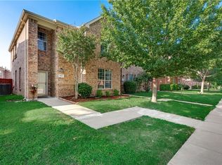 922 Jamie Dr, Grand Prairie, TX 75052