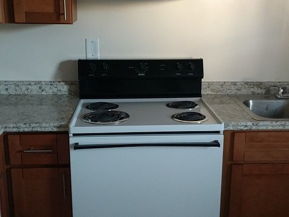 5th image of 1644 Michigan Ave #B