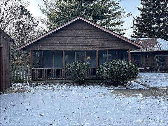 2nd image of 1611 South St