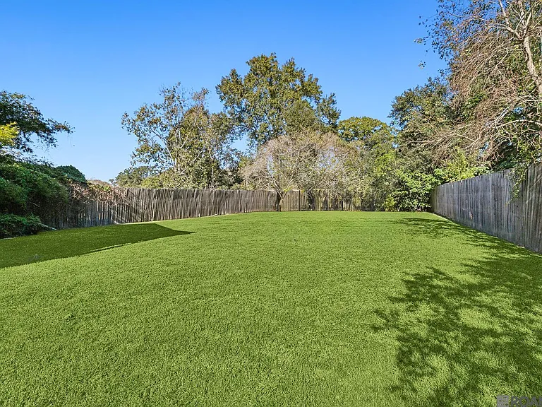 6363 Sevenoaks Ave — Photo 38