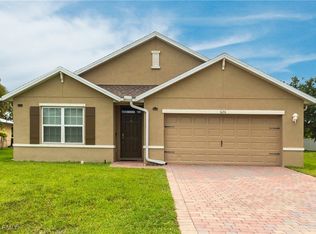 626 SW 26th Ter, Cape Coral, FL 33914
