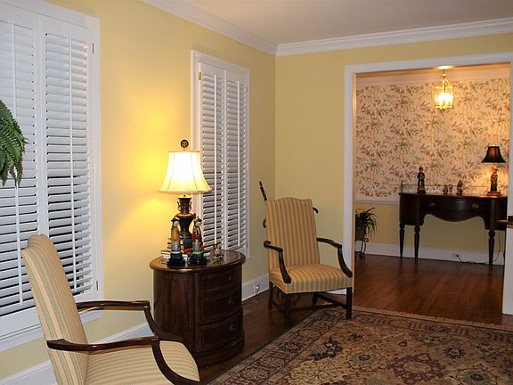 4th image of 1418 Ashwood Dr
