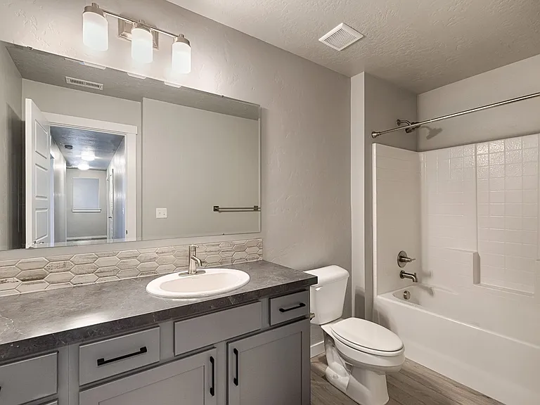 4346 N Nemea Ave — Photo 21