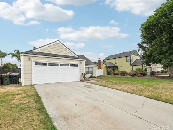 1901 Pepper Tree Dr, Colton, CA 92324