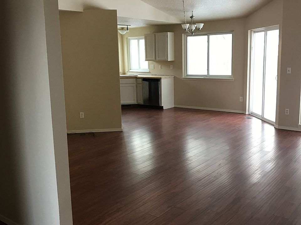2nd image of 10281 W Landmark Ct