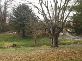 264 North Rd, Johnson City, TN 37601