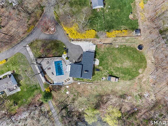 3rd image of 80 Harvey Road