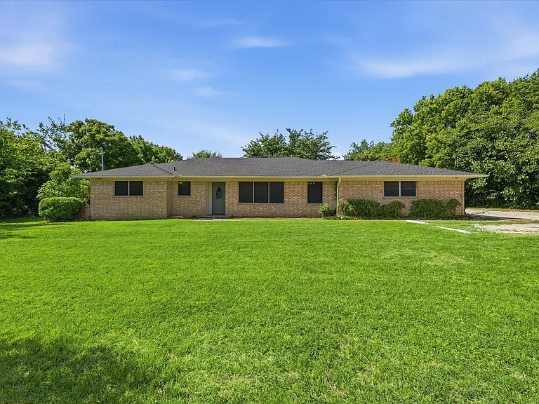 235 FM 407 W — Photo 12