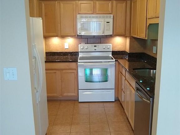 3rd image of 29031 Brittany Ct