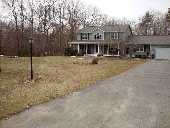 4th image of 54 Kimberly Dr