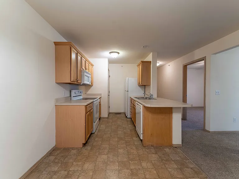 Battlefield Park Apartments — Photo 94