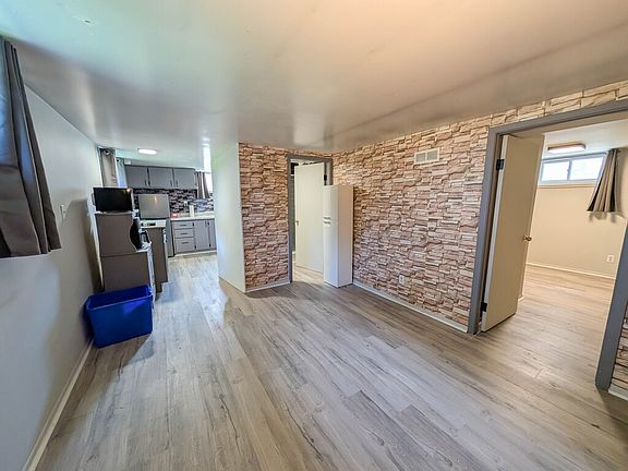 3rd image of 58 Chetwood St