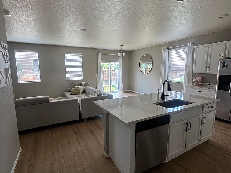 1767 Aquamarine Dr — Photo 8