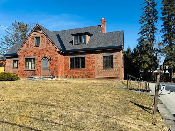 7 Coolidge Avenue, Caribou, ME 04736