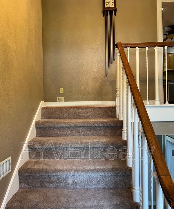 1st image of 508 S Charles Seivers Blvd