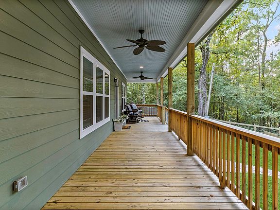 5th image of 495 Oak Tree Dr