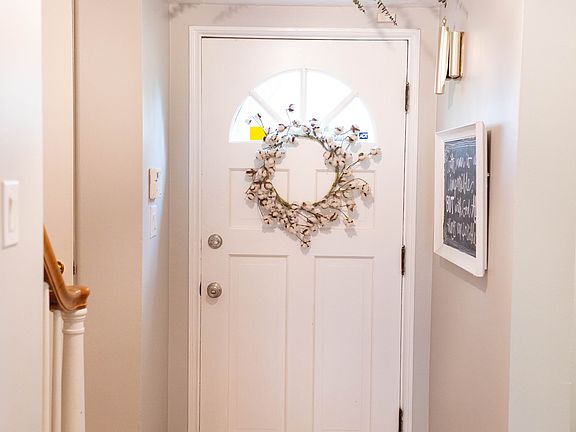 entrance/foyer