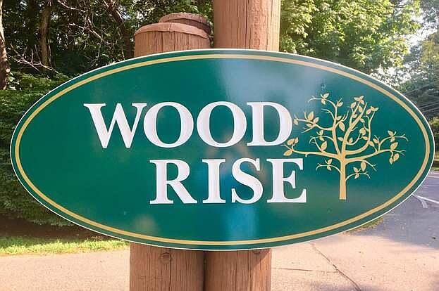 1st image of 14 Woodrise Road