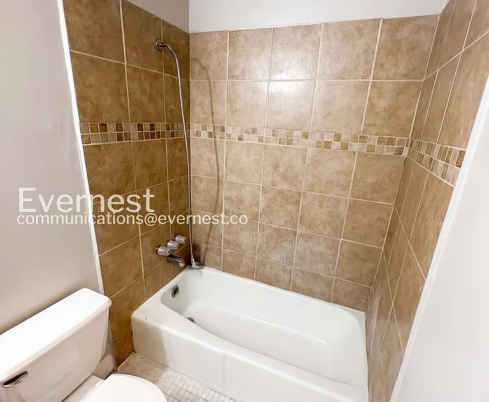 1760 Wesley Way NW #C — Photo 14