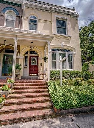 5th image of 303 N Rowland St
