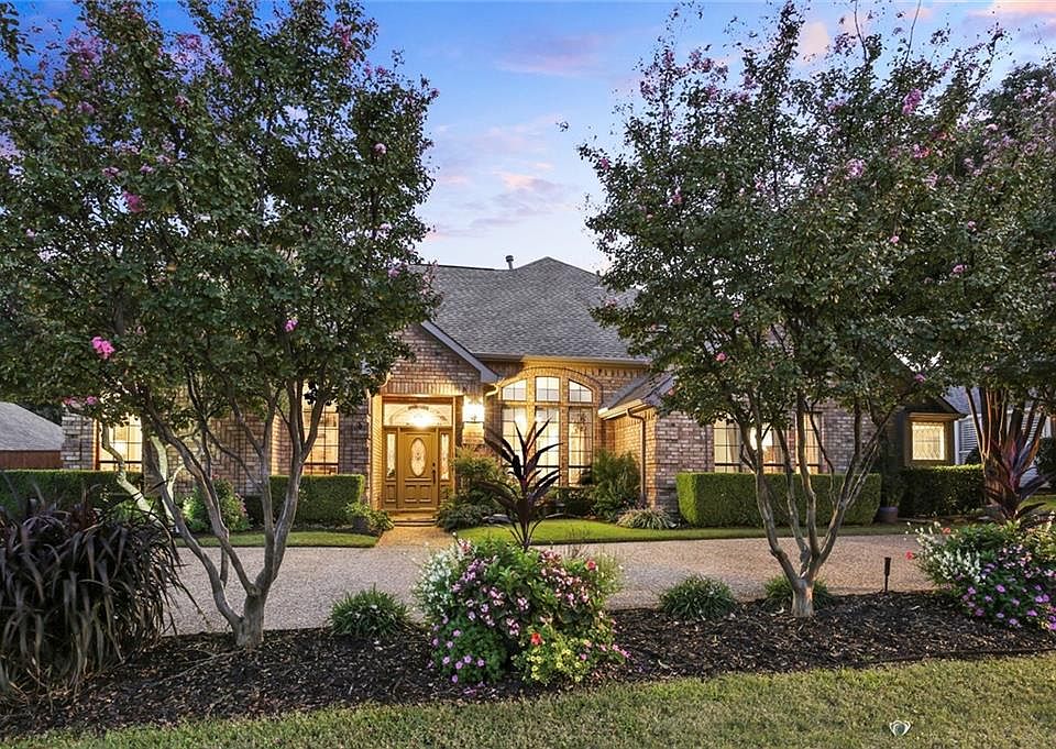 1st image of 4314 Rosebud Dr