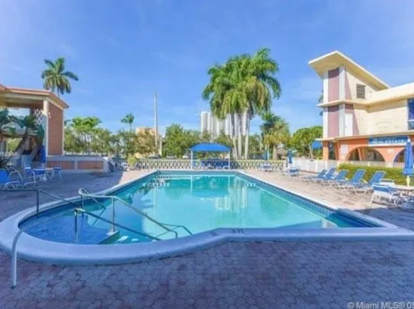 26 Diplomat Parkway #2280, Hallandale, FL 33009