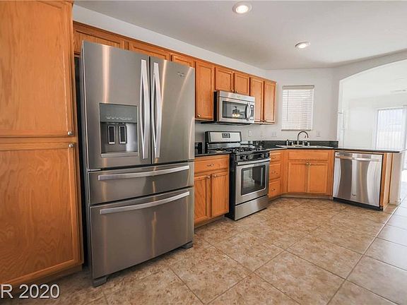 5th image of 9445 Havasu Canyon Ave