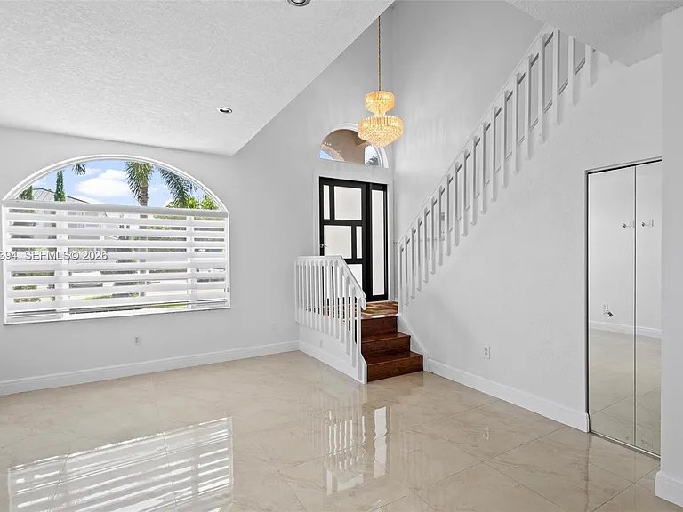 15835 NW 7th St — Photo 8