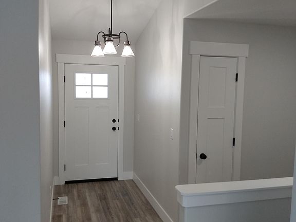 5th image of 4210 E Mansfield Dr
