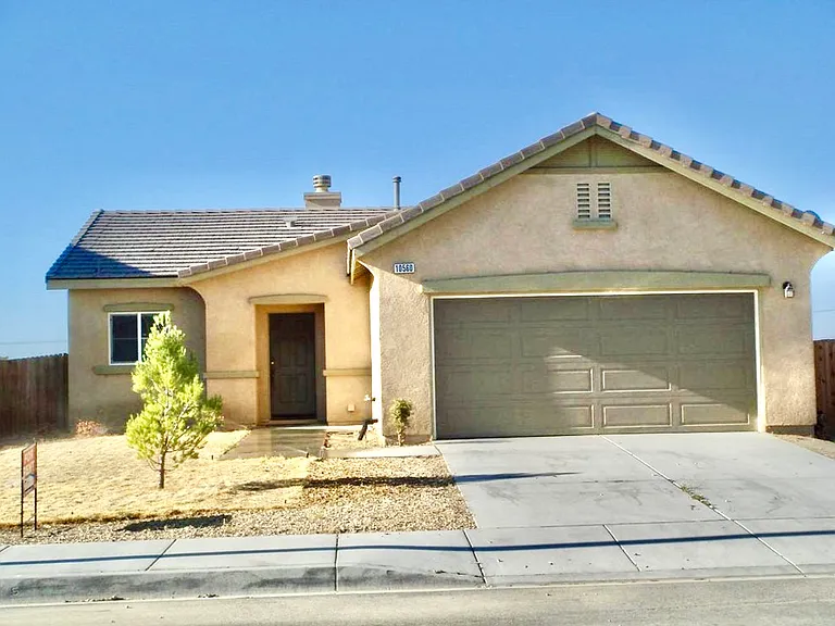 Inyo Ct — Photo 1