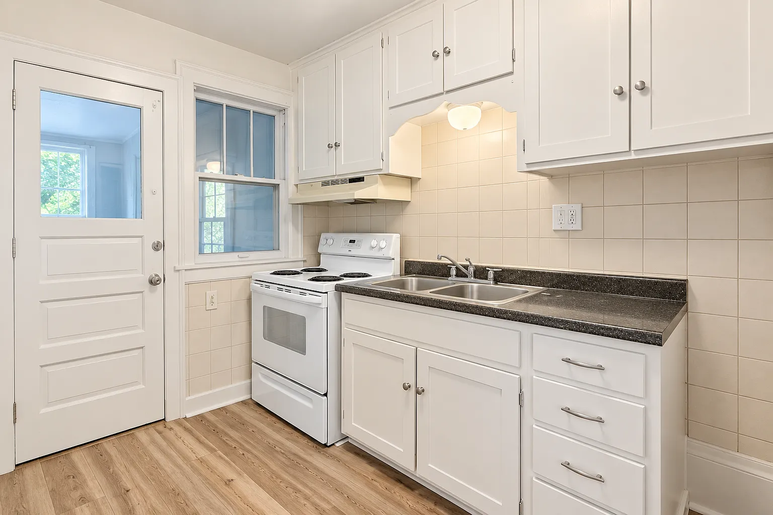 1 bed, $1,265 — Photo 4