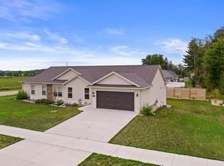 343 Allen St, Amherst, WI 54406