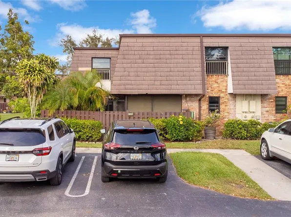 2596 NW 99th Ave, Coral Springs, FL 33065