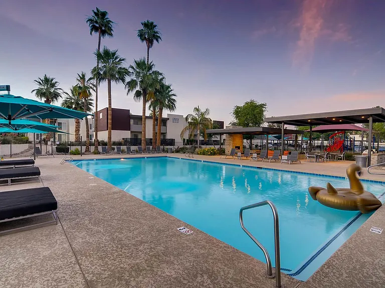 Scottsdale Gateway — Photo 30