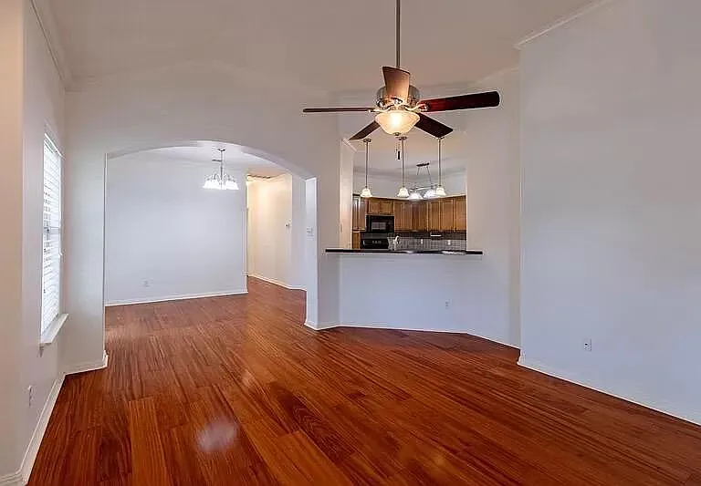 Living into dining / kitchen