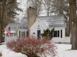 2604 Wellington Rd, Kalamazoo, MI 49008