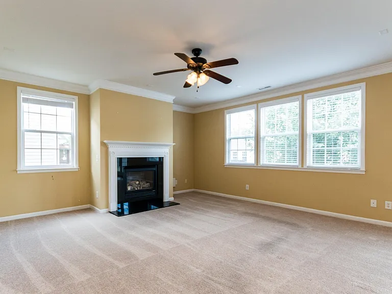 213 Bikram Dr — Photo 7