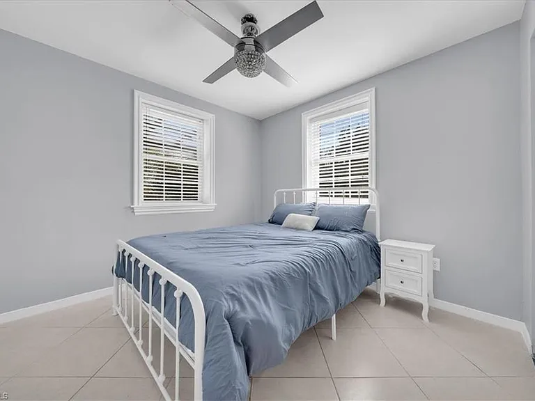 2750 Manorca Ave #A — Photo 13