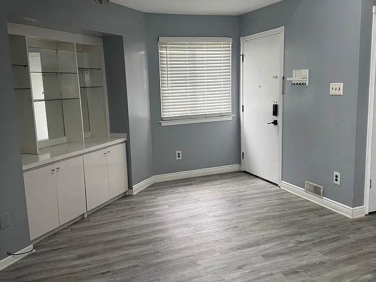 3206 Jennifer Ct — Photo 1