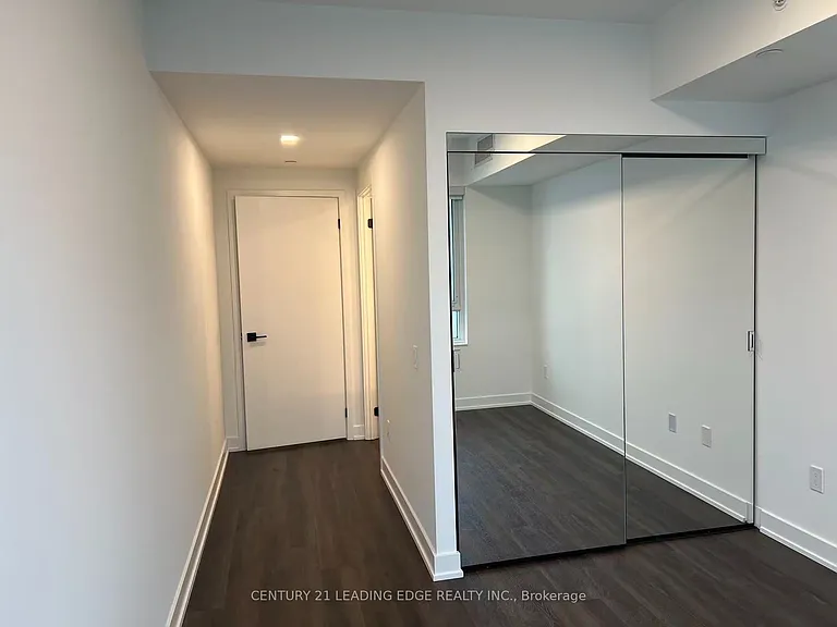 609 Sherbourne St #3204 — Photo 12