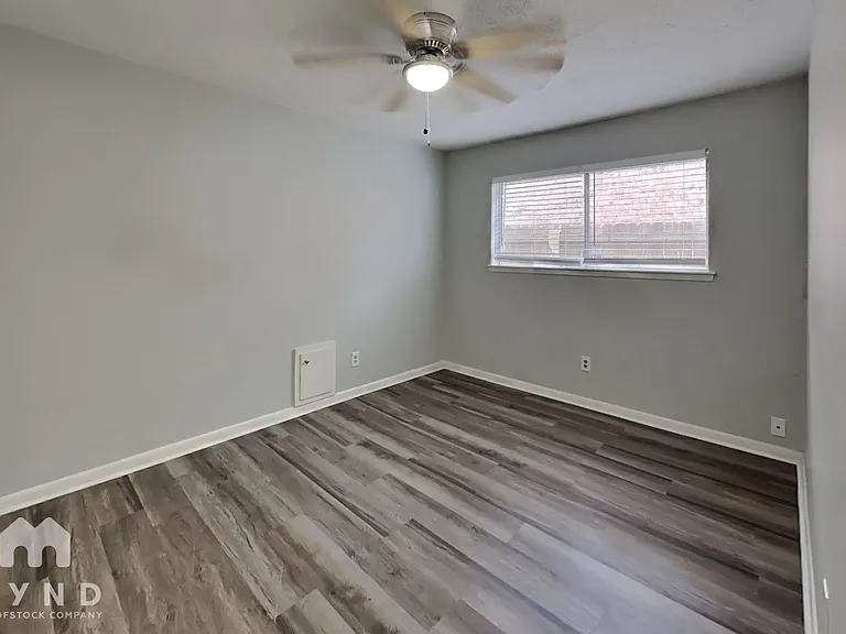 14515 Alrover St — Photo 12