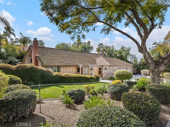 6179 Wimbledon Dr, Riverside, CA 92506