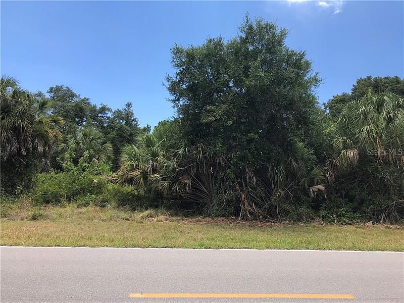 2nd image of 133 Birchcrest Blvd