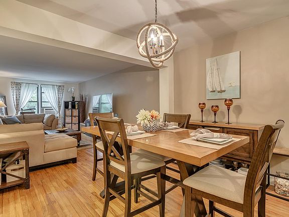 4th image of 10 Franklin Ave APT 5M