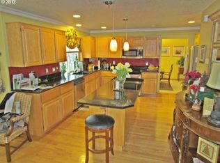 312 NW 104th St, Vancouver, WA 98665