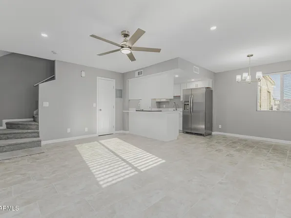 4733 E BELLEVIEW Street, Phoenix, AZ 85008