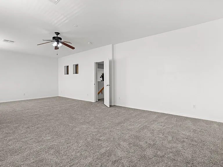 1247 E Kenwood St — Photo 13