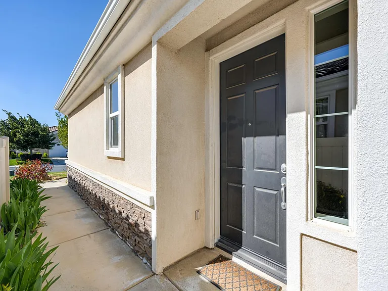 978 Wind Flower Rd — Photo 22