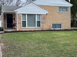 2200 Old Glenview Rd, Wilmette, IL