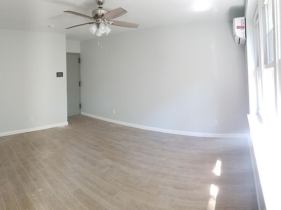 2nd image of 290 N Railroad Ave #1